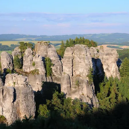 In Zelenecka Lhota With Private Pool Hébergement de vacances