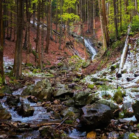 In Zelenecka Lhota With Private Pool Liban